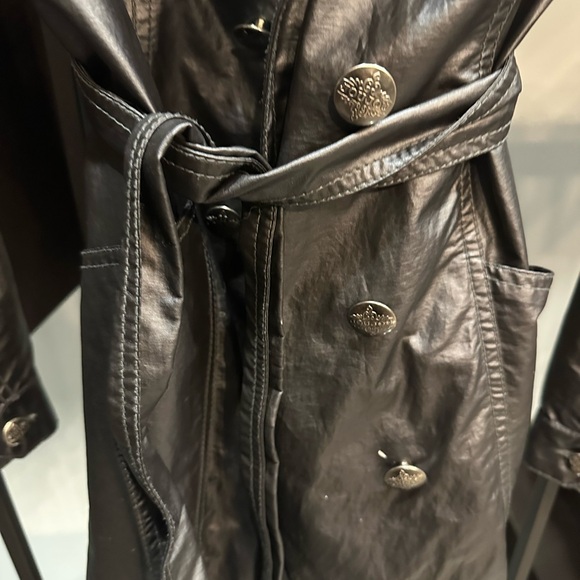 Rain/Trench coat style …with a bit of a denim style look to it - Picture 4 of 6